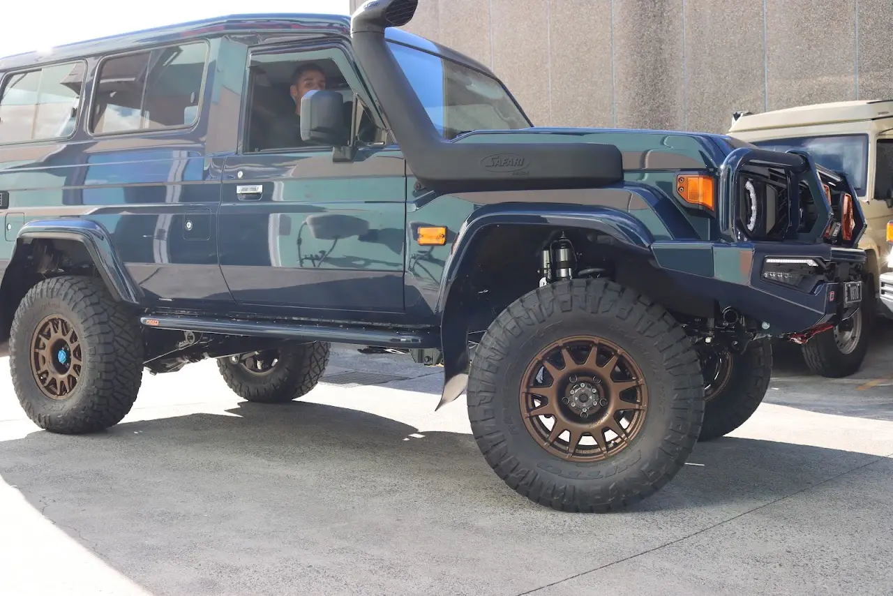 Blue Troopy