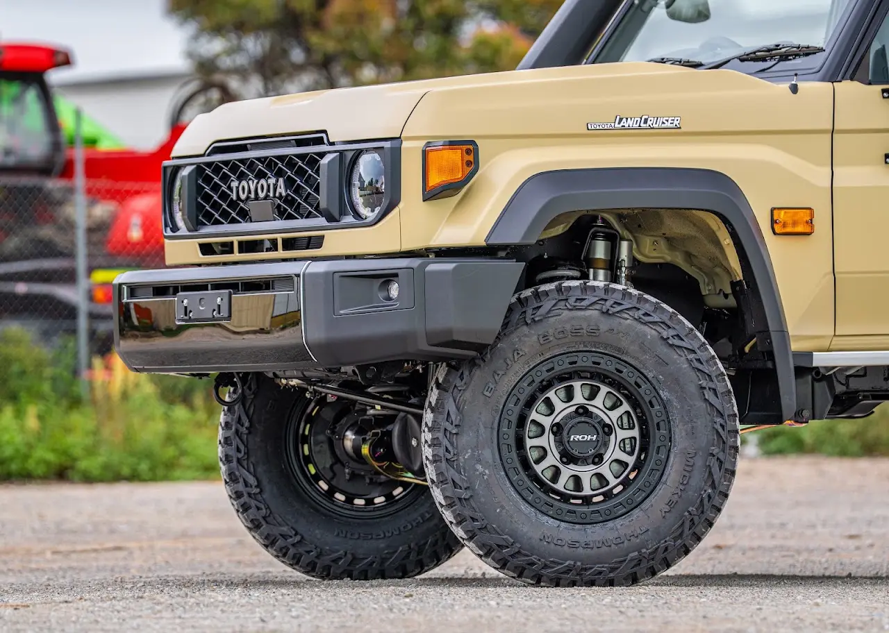 Sandy 79 – Toyota genuine tray